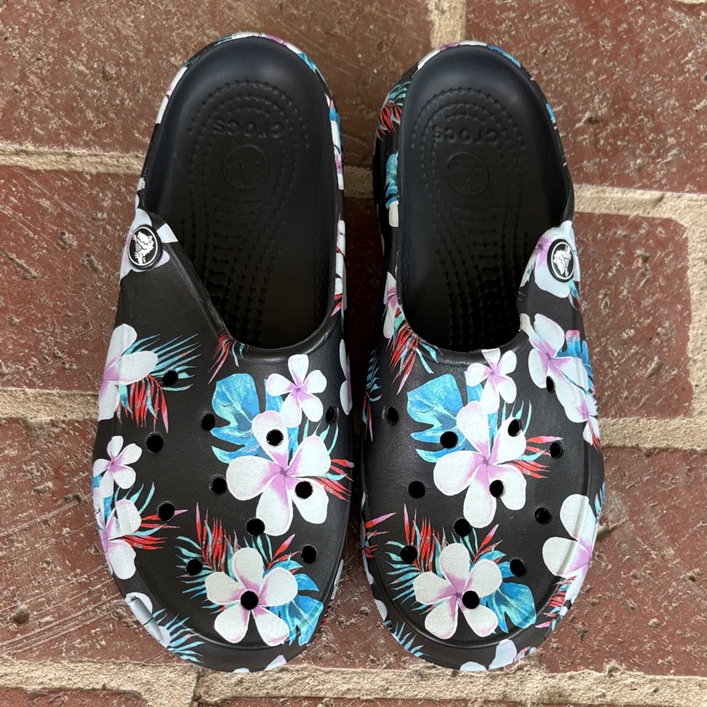 CROCS Black Floral Print Hawaiian Clogs with Colorful Accents - Picture 2 of 8